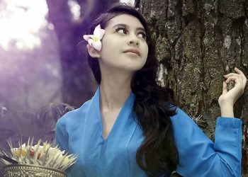 Hari Galungan: Perayaan “Eling” Melawan “Lupeng”