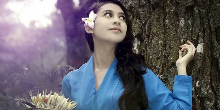 Hari Galungan: Perayaan “Eling” Melawan “Lupeng”