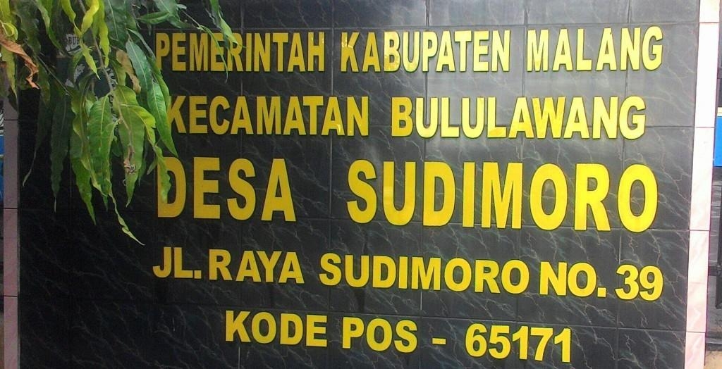 malang tidak berbau in english