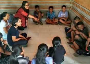 Anak-anak, Puisi, dan Pengungsi