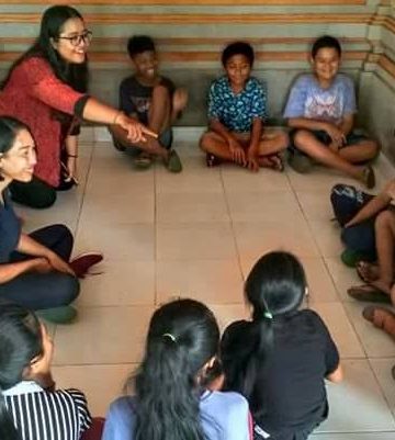 Anak-anak, Puisi, dan Pengungsi