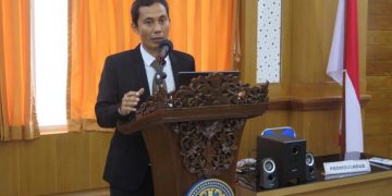 Tak Habis Pikir, Kenapa Teman Saya ini Sibuk-sibuk Raih Doktor?