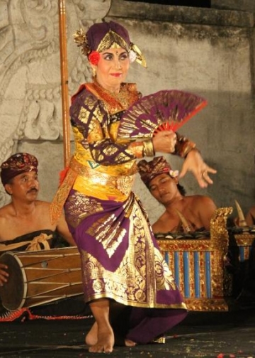 Pameran Topeng Samadi dan Pertunjukan Tari Luh Menek di Bentara Budaya Bali