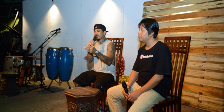 “Brand Selayaknya jadi Media Propaganda atas Pemikiran dan Gagasan,” kata JRX pada Jah Megesah Vol #1