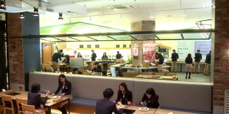 Jangan Dipandang Remeh, Kantin itu Nyawa Sebuah Negara