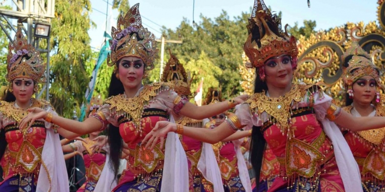 Reproduksi Kebudayaan sebagai Mekanisme Survival   #Kolom Made Metera