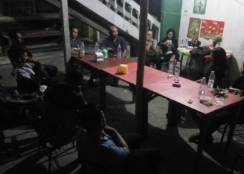 Membicarakan “Kenapa Memilih Hukum” di Sudut Kantin Kampus