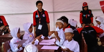 Perahu Kertas dan Kapsul Harapan Anak-anak Donggala – Catatan Baksos Kapal Pemuda Nusantara 2018