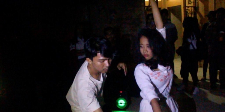 Tiga Lapis Kesedihan Teater Kalangan –  Hari Pertama Parade Teater Canasta 2018