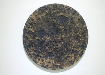 Tentang Perupa Bali: Si Eksperimental Wayan Upadana