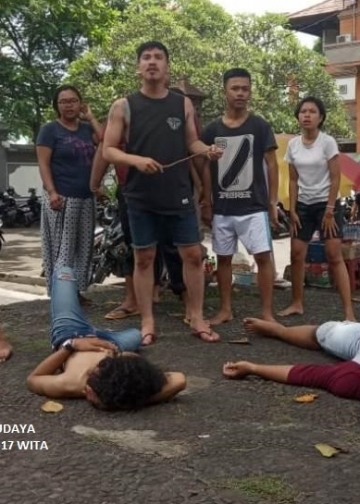 Badai Pasti Berlalu, Tapi Masih Ada Badai-Badai Lain –Catatan Aktor Sebelum Pentas