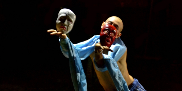 Dendam Raksasa Rau: Tahun-Tahun Tanpa Matahari dan Bulan