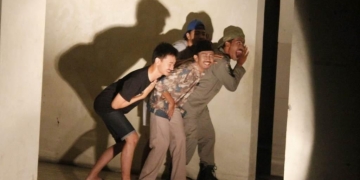 “Dilarang Menyanyi di Kamar Mandi”: Yang Ramai dan Yang Kocak di Toilet