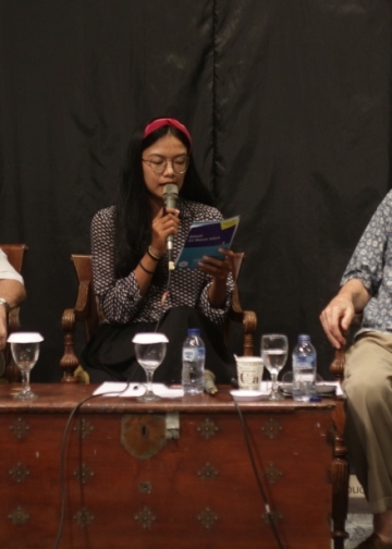 Munculnya Identitas Bali di Era Kolonial – Timbang Pandang Jean Couteau dan Michel Picard