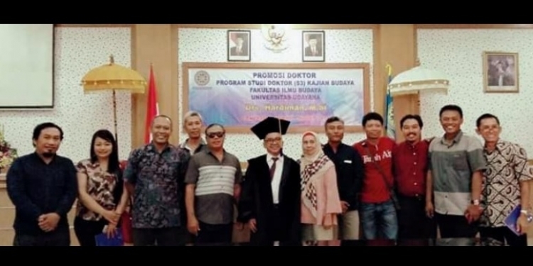 Hardiman di Nias 13 – Persembahan Usai Sidang Terbuka Promosi Doktor