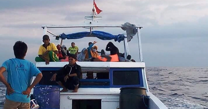 Demi Ilmu, 12 Jam Bersama Laut, Dari Pulau Kecil di Madura ke Undiksha di Bali