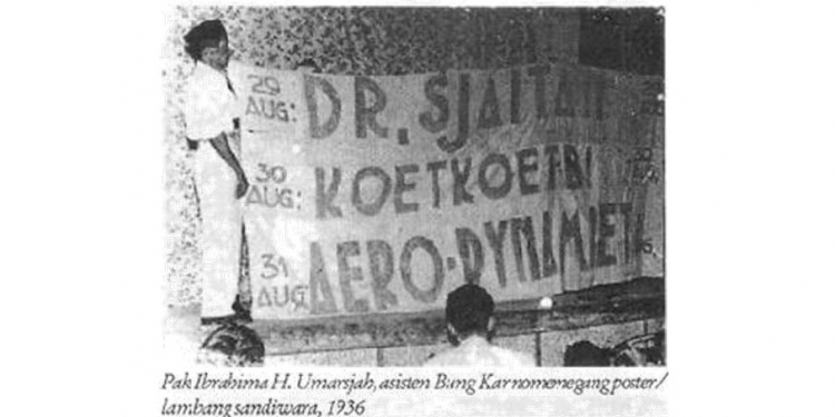 12 Naskah Teater Karya Bung Karno: Soekarno, Frankenstein & Indonesia Tanpa Nyawa