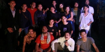 Buka-Bukaan di Teater #Catatan Aktor Sebelum Pentas “Sang Guru”