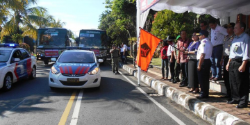 Soal Mudik Gratis Bupati Eka: Suara Warganet, Politik Identitas, Framing Media, dll…