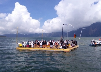 Batur, Suluh Ritual dan Pentingnya Imajinasi