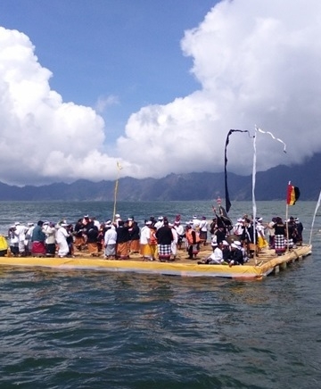 Batur, Suluh Ritual dan Pentingnya Imajinasi