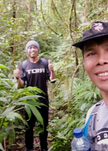 Raka Sutama, Kegembiraan Usai Pilpres, Bayar Kaul dengan Mendaki 5 Gunung
