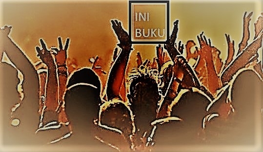 Membaca Buku di Kerumuman Massa?