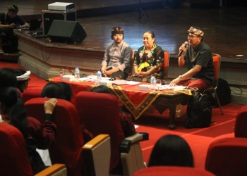 Kata Sumahardika: “Deklamasi Puisi itu Menubuhkan Puisi!”