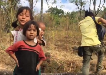 Curiga Publik dan Retorika Politik