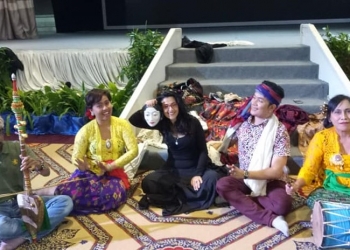 Silaturahmi Topeng, Teater, Ibu, dan Lain-lain #Catatan Pentas di Melaka Malaysia