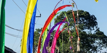 Galungan, Merayakan Kekalahan?