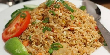 Nasi Goreng, Dari Nasi Sisa, Politik, Hingga Dapur Istri Tercinta
