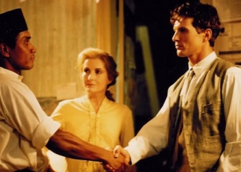 Alienasi, Mimikri dan Identitas Indonesia yang Terbelah – [Spesial 17 Agustus-an]