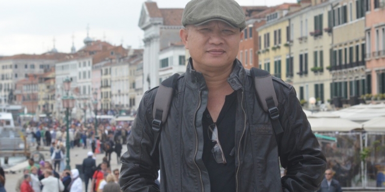 Imajinasi Senja – Kolaborasi Puitik Penyair Fajar Arcana, Musisi Alien Child, dan Sutradara Happy Salma