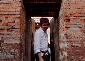 Tentang Pintu/Lawang/Kori di Bale Agung, Buleleng