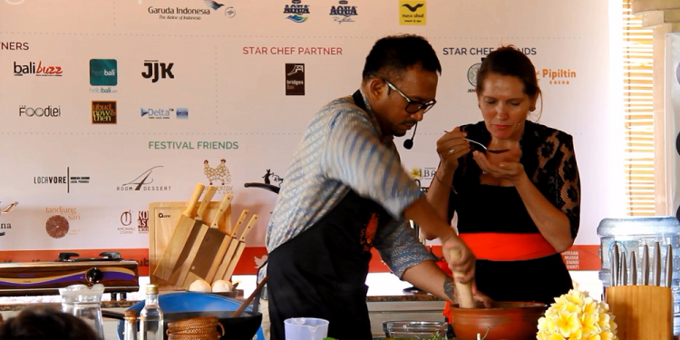 Mengangkat Kuliner Bali ke Dapur Mancanegara