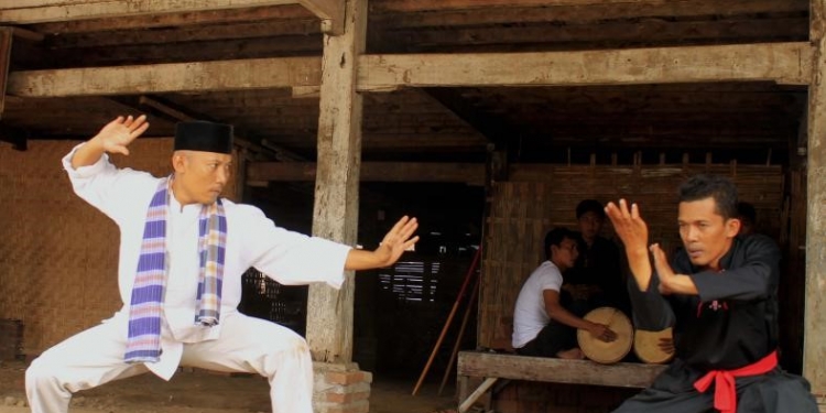Rindu Kebangkitan Budaya Seni Silat Bugis Loloan
