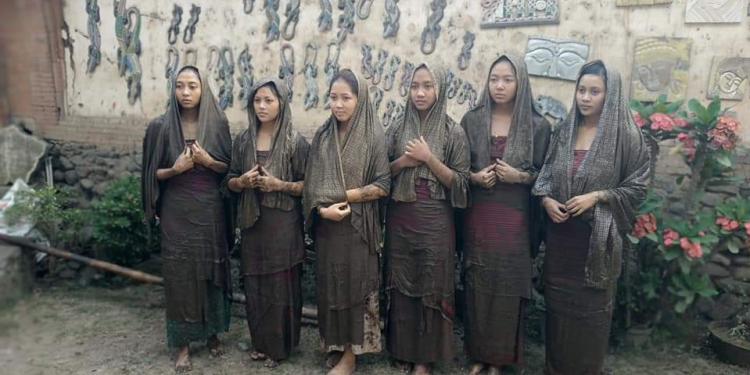 “Masabatan Endut”,  Keteguhan Hati Daha Tenganan Pegringsingan