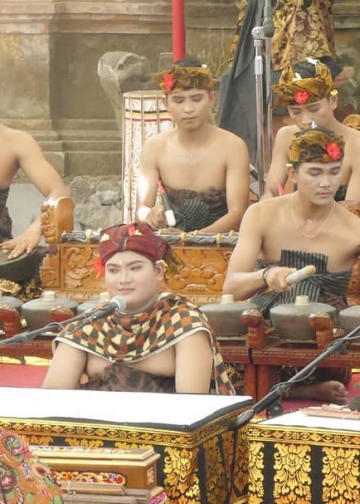 Membangun Sikap Positif Guyub Tutur Bahasa Bali