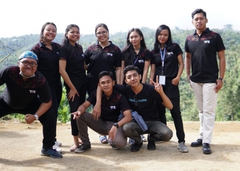 Para Pemuda Bersumpah Menjadi PNS!