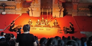 Yudane Ajak Penonton Berpikir Sains dalam Gamelan Kontemporer rOrAs Ensemble