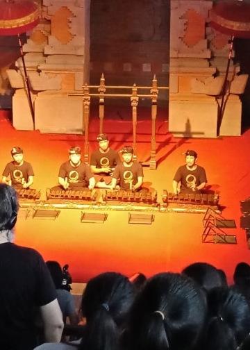 Yudane Ajak Penonton Berpikir Sains dalam Gamelan Kontemporer rOrAs Ensemble