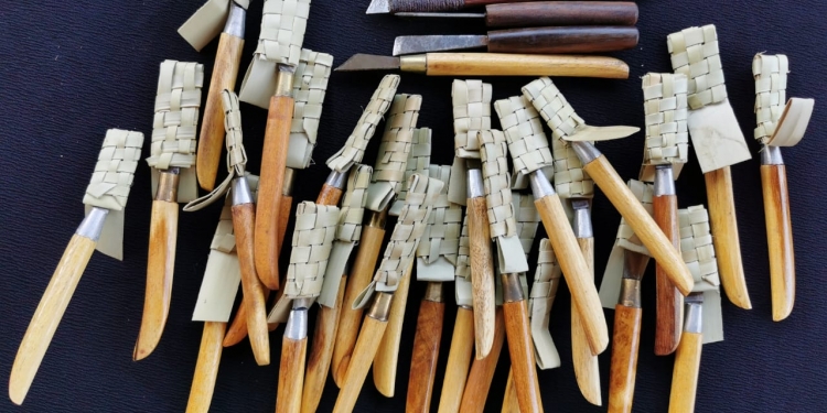 Pisau dan Peradaban – Catatan Harian Sugi Lanus