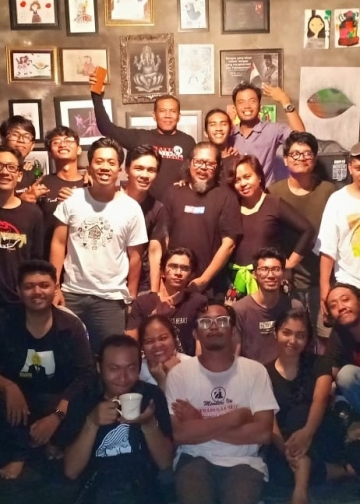 Senang-senang Akhir Tahun di Komunitas Mahima: Muspus dan Baca Puisi Penuh Euforia