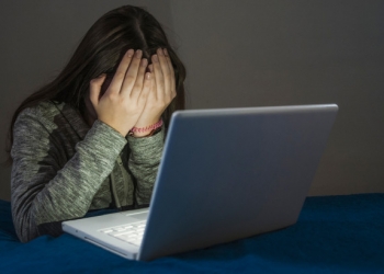 Tangani “Ciberbullying”: Jangan Andalkan Undang-Undang Saja