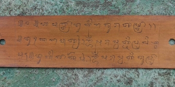 Mantra Membuka Lontar – Catatan Harian Sugi Lanus