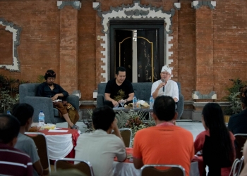 [Jah Magesah] – Cinta Pertama Sebelum yang Lain-lain