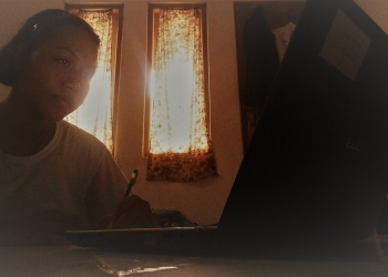 Rumah, Masakan Ibu dan Gravitasi Kasur