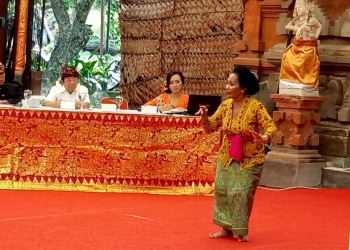 Dramatari  Arja : Sekilas Perkembangan,  Struktur dan Pakem Style Singapadu