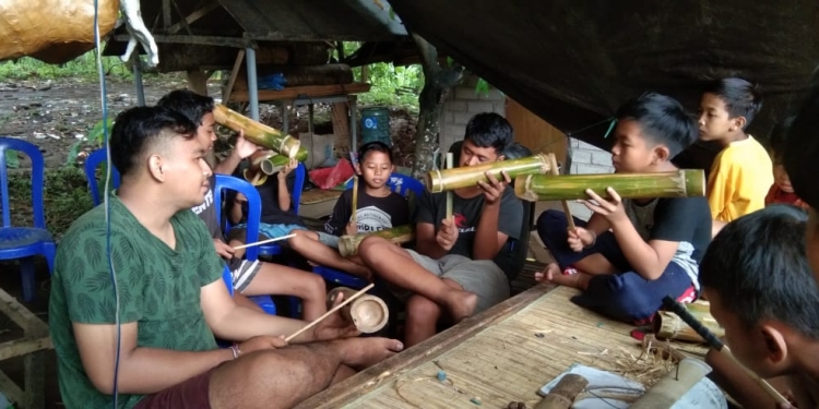 Sambut “Pangerupukan” di Desa Penuktukan: Ketimbang Sound System, Lebih Baik Tektekan